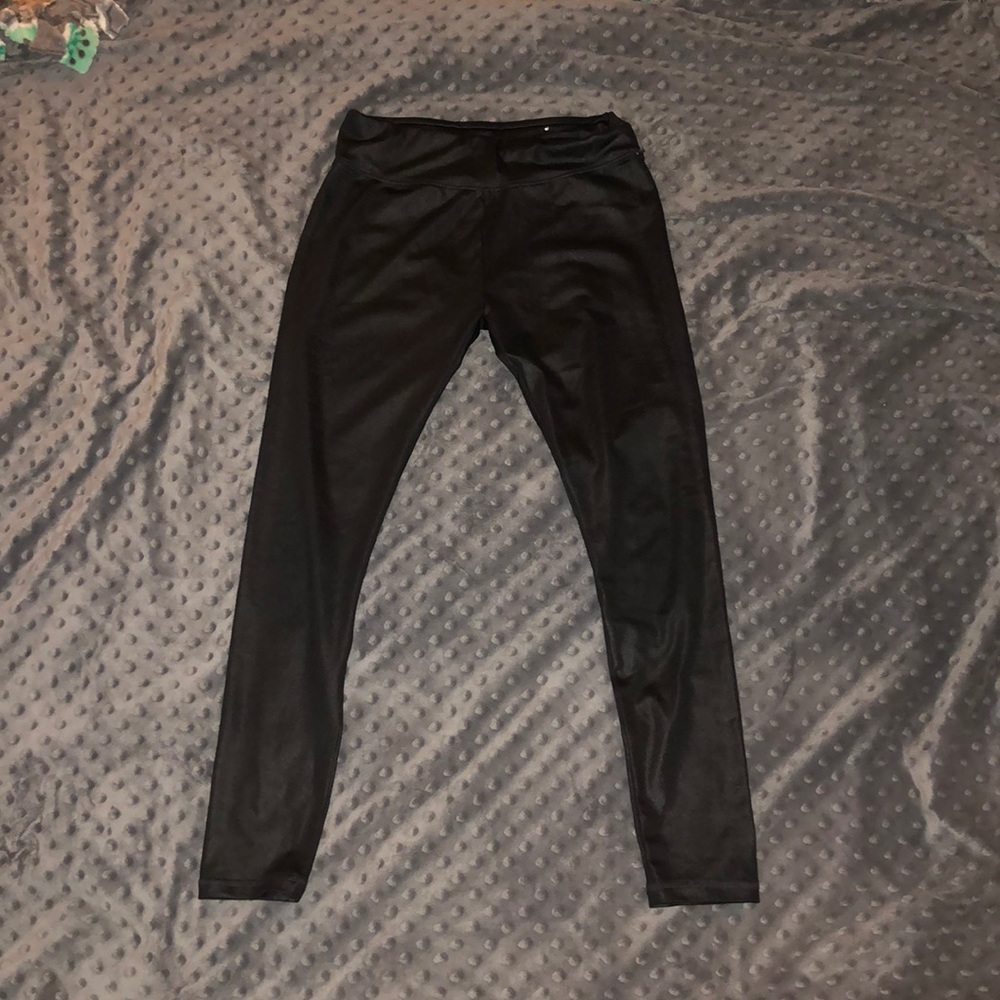 Black leggings